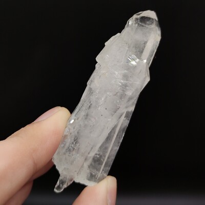 Natural Single Point Quartz Crystal With Inter grown Structure From Pakistan 28g