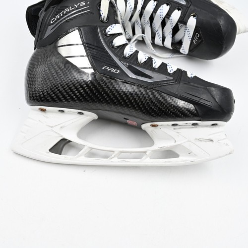 Patines de hockey sobre hielo True Catalyst Pro Stock usados Tatar New Jersey Devils NHL - Imagen 8 de 11