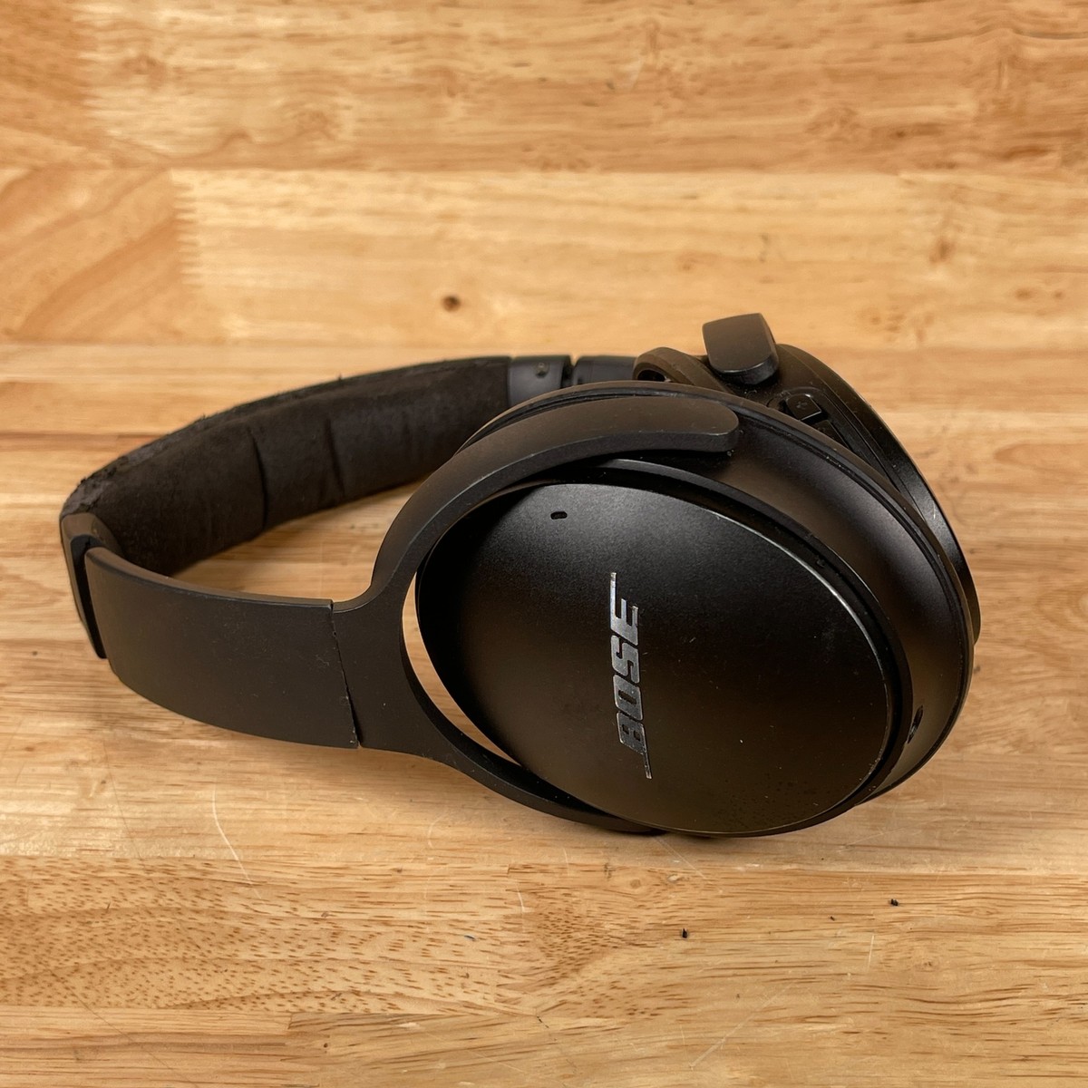 Bose QuietComfort QC35 Black Wireless Bluetooth Noise