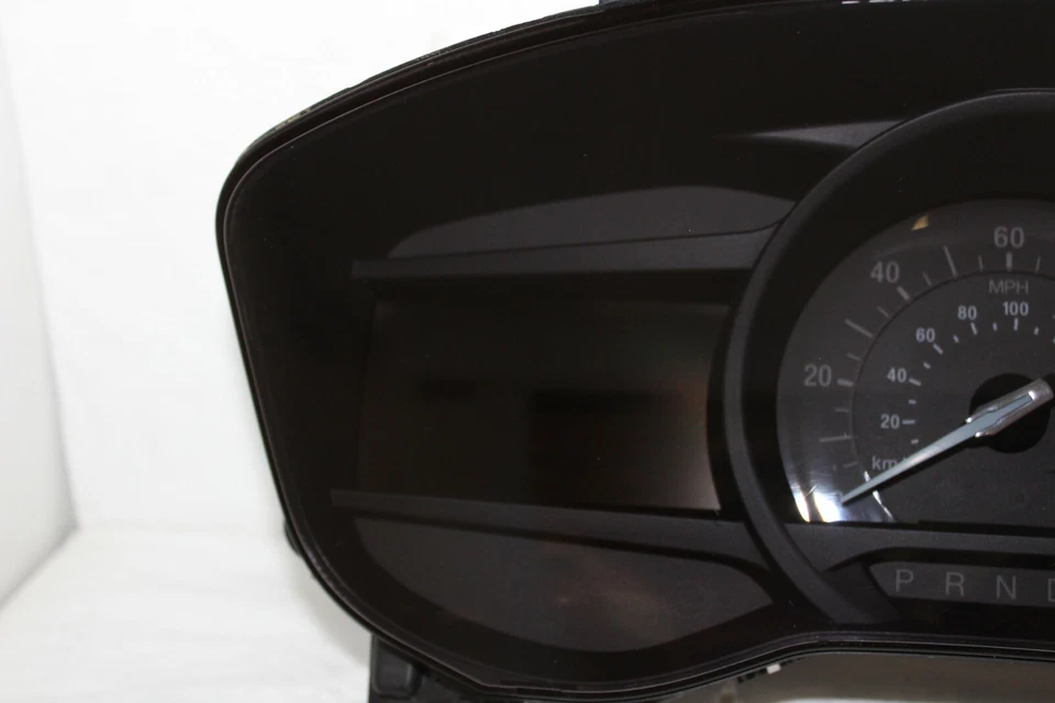 Приборная панель спидометра 2016 Ford Fusion датчики приборной панели 8 763 мили - Изображение 3 из 4