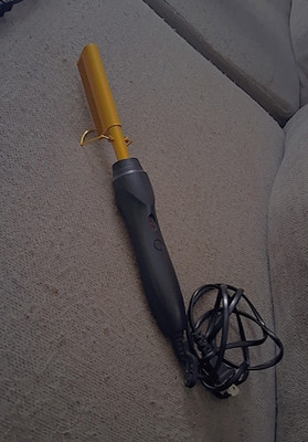 1 in Curling Iron Wand, Ceramic Barrel, Indicator Light, 400°F Max, 45W
