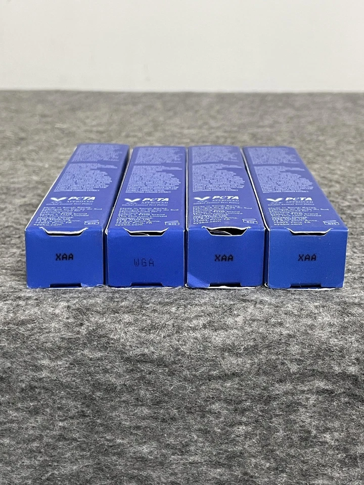 PACK de 4 pestañas transparentes de sujeción fuerte con gel para cejas Eyeko 8 ml sin crueldad animal Foto 2 de 4