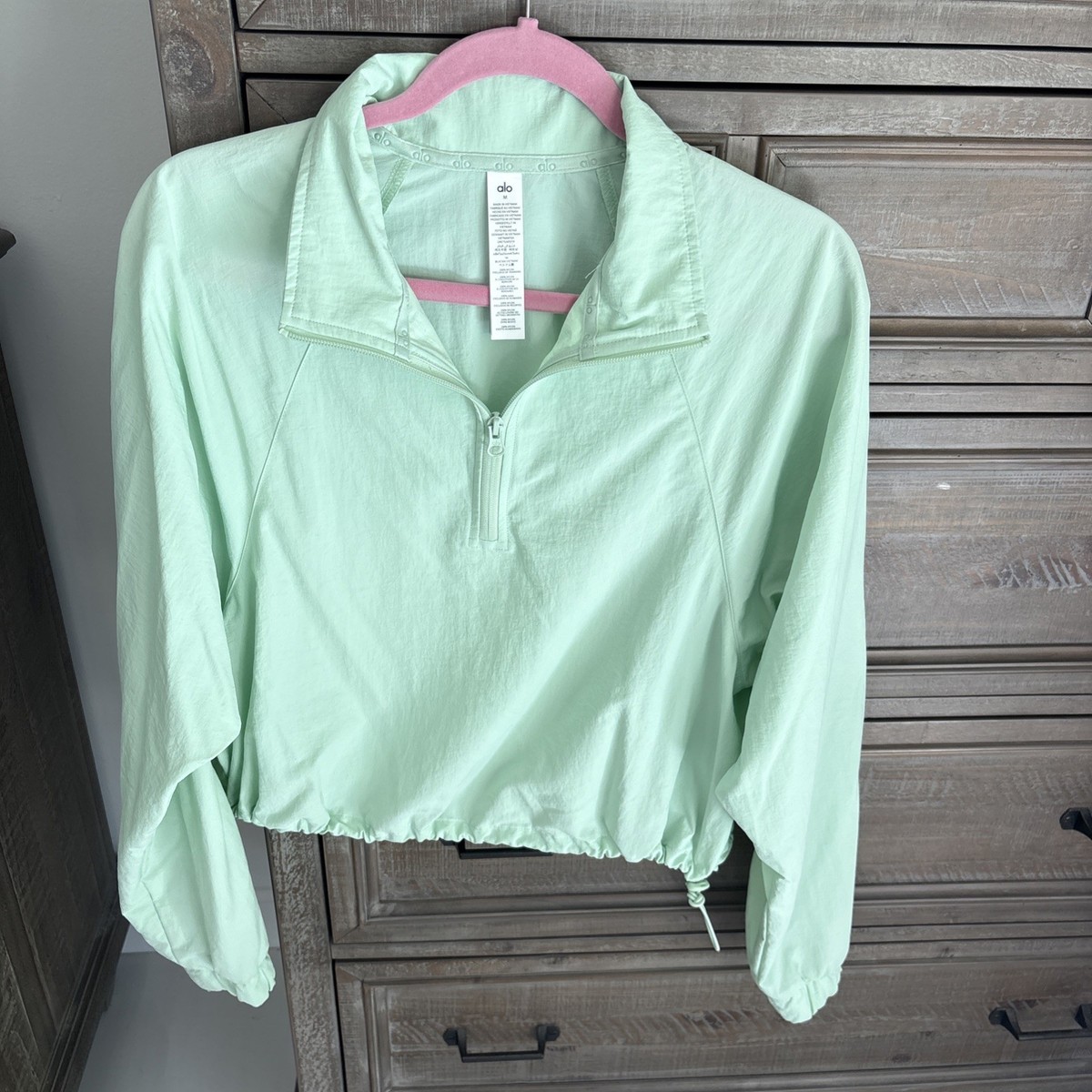 ヨガ・ピラティス ALO Yoga Cropped 1/4 Zip Alumni Pullover alo yoga CROPPED 1/4 ZIP ALUMNI PULLOVER .Med.orig$128 Excellent