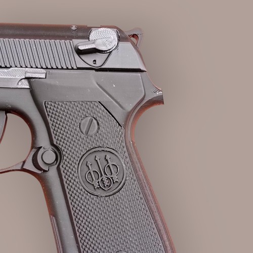 Beretta 92FS – 3D Printed Cosplay Gun Prop – 1:1 Scale - Picture 9 of 10
