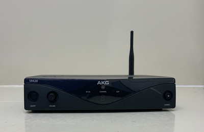 AKG SR420 Stationärer Funkempfänger UHF Diversity Receiver ohne Netzteil