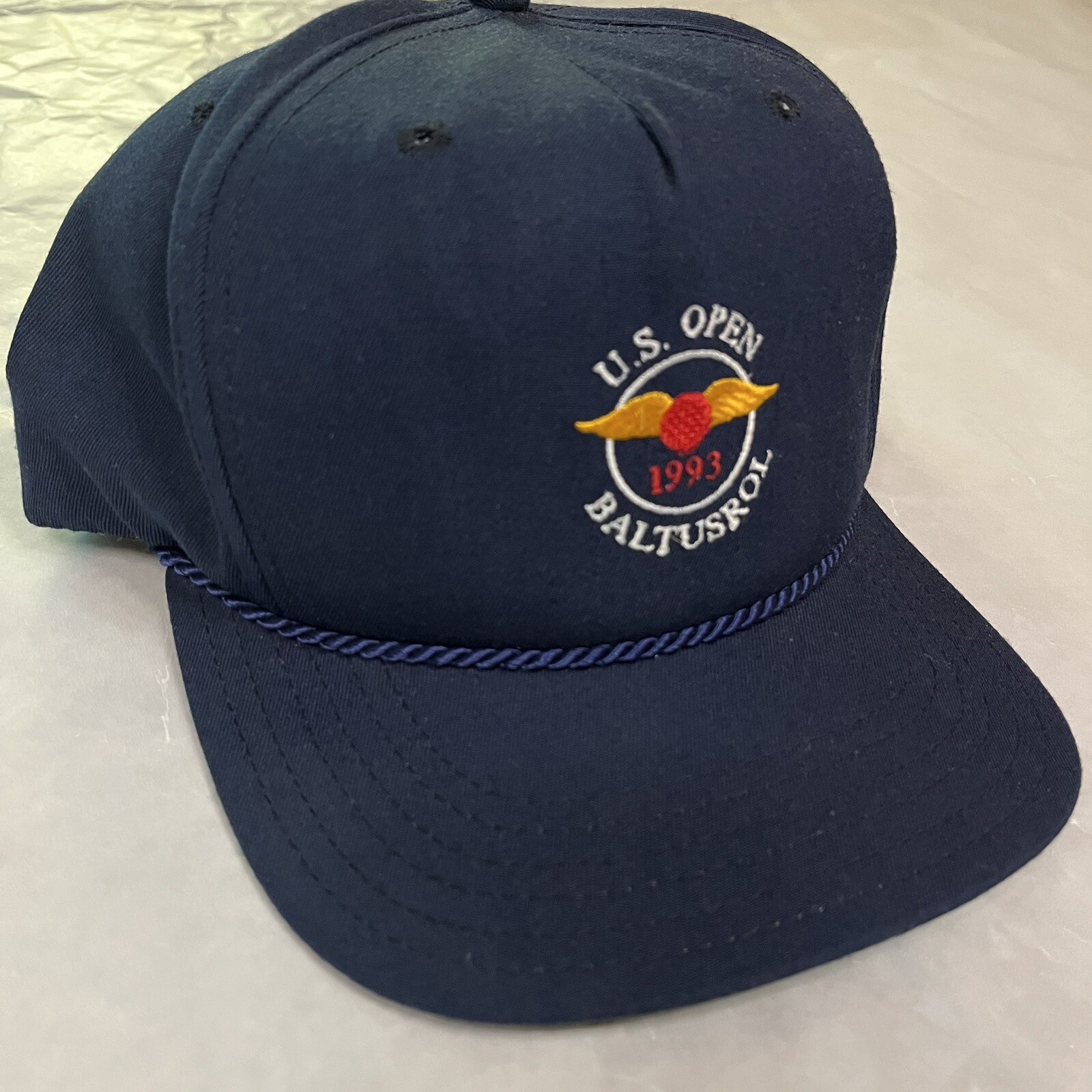 Chapeau Golf Vintage US Open 1993 Baltusrol – IZOD Club Blanc Avec Corde