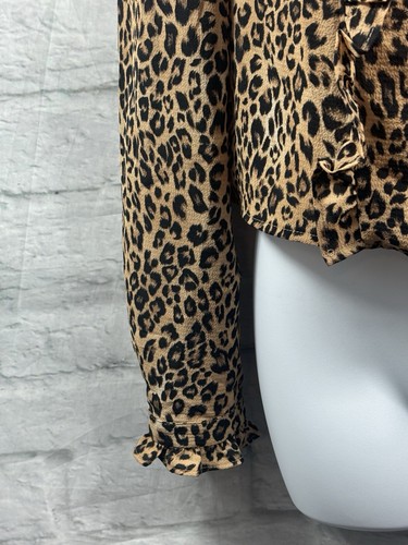 Bershka Blouse Animal Print Beige Brown Size M UK 10 Top Elegant Light Cropped - Picture 3 of 8