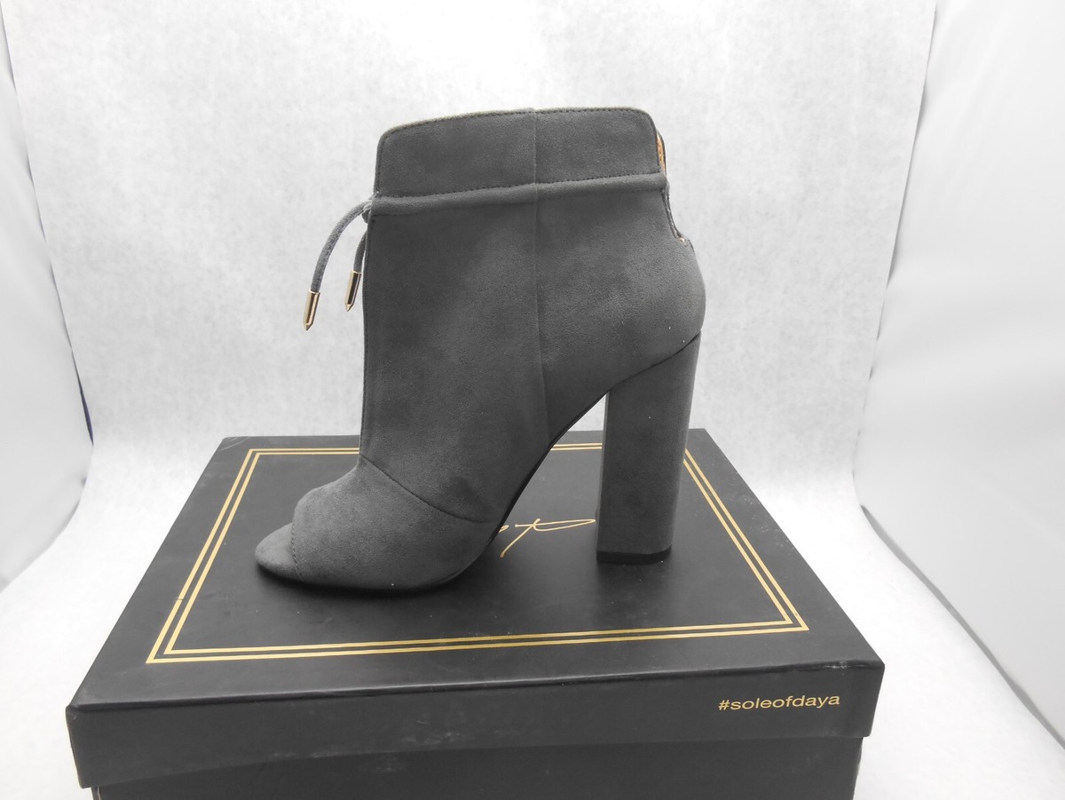 Daya By Zendaya Netty Grey Ankle Boots Size 10 US Heels Chunky Heel Peep Toe