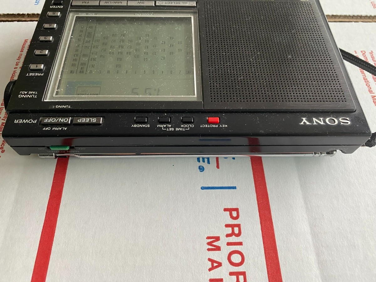 SONY CF-5600 AM/FM 3 band レシバ― SONY CF-5600 AM/FM 3 band レシバ