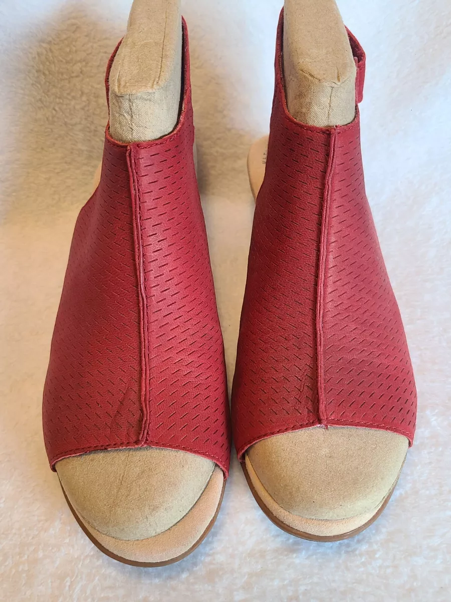 Clarks valerie hotsell james sandal