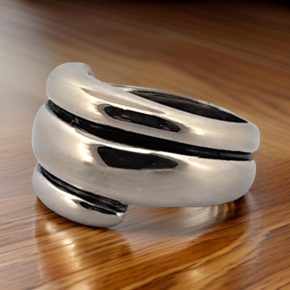 RETIRED JAMES AVERY STERLING SILVER WRAP AROUND DOME RING SIZE 5 7991