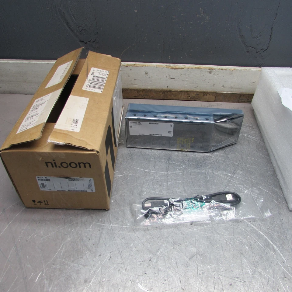 BRAND NEW! NATIONAL INSTRUMENTS NI-9149 , Ethernet EXPANSION 8-SLOT CHASSIS, FS! - Image 3 of 4