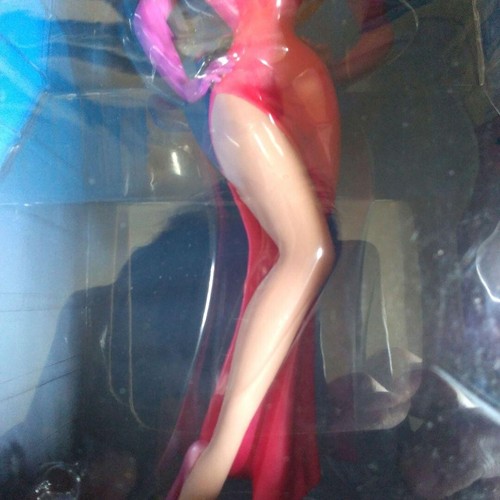 Medicom Toy Roger Rabbit Jessica Premium Figure Red Dress Version Used Japan - Picture 7 of 10