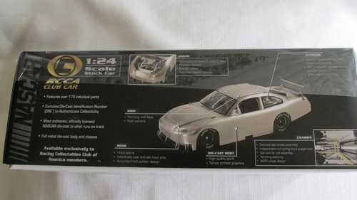 Dale Earnhardt Jr.#88 AMP Energy 2008 Impala SS 1:24 Club Car RCCA (81 of 2100) - Picture 10 of 11