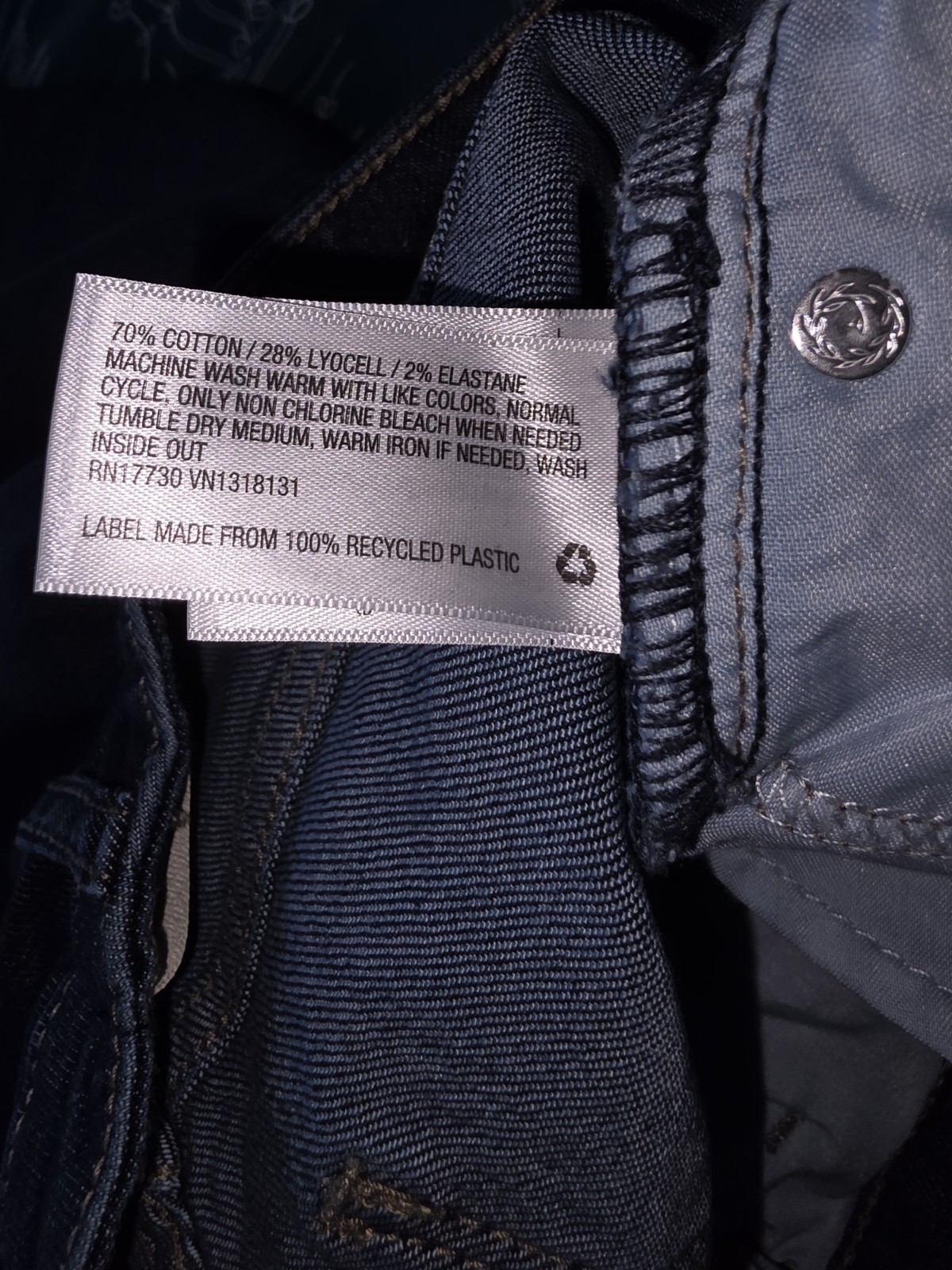 Universal Thread Womans Distressed Blue Jeans Ank… - image 13