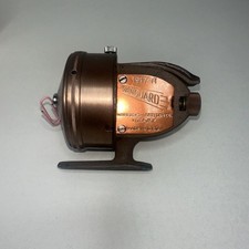 Vintage 1917-A Vanguard Spinning Fishing Reel Utica NewYork Metal Made in USA R4