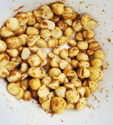 MONTREAL STEAK FLAVOR MACADAMIA ROASTED-BULK VALUE BAG LIMITED PICK YOURS NOW