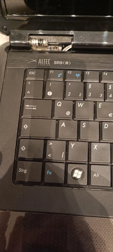 Asus X70A 17 Zoll -  Defekt Notebook Laptop - Bild 4 von 4