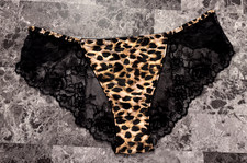 NWT VICTORIA'S SECRET XL SATIN SMOOTH LEOPARD CHEETAH BLACK LACE CHEEKY PANTIES