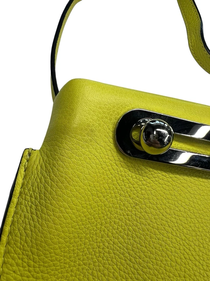 Auténtico bolso de mano Loewe Missy de cuero amarillo para mujer Foto 4 de 4