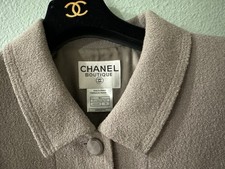 CHANEL 98A RUNWAY 9 CC LOGO BUTTON GORGEOUS COCO BROWN JACKET 38