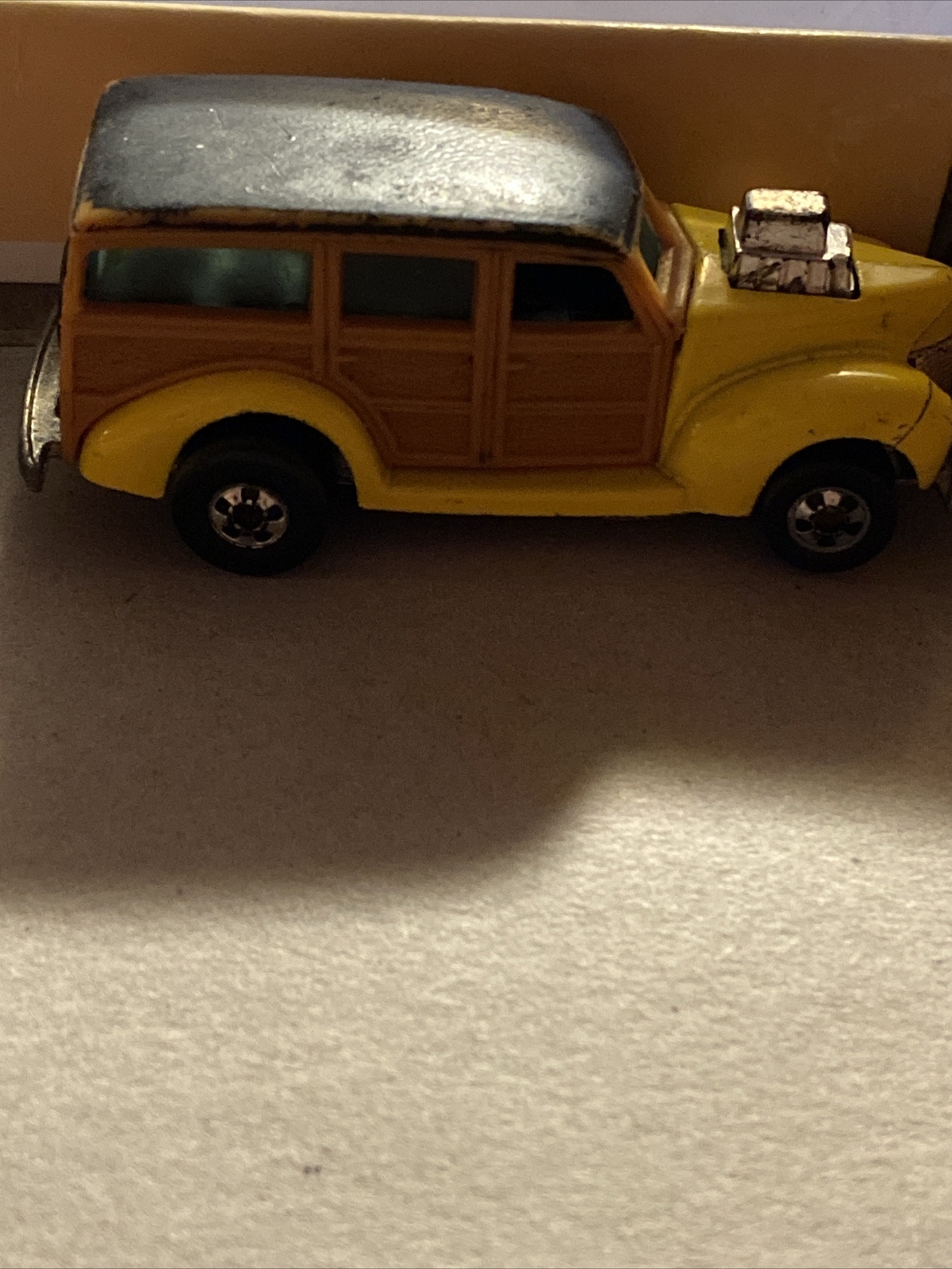 Picture 2 of 8