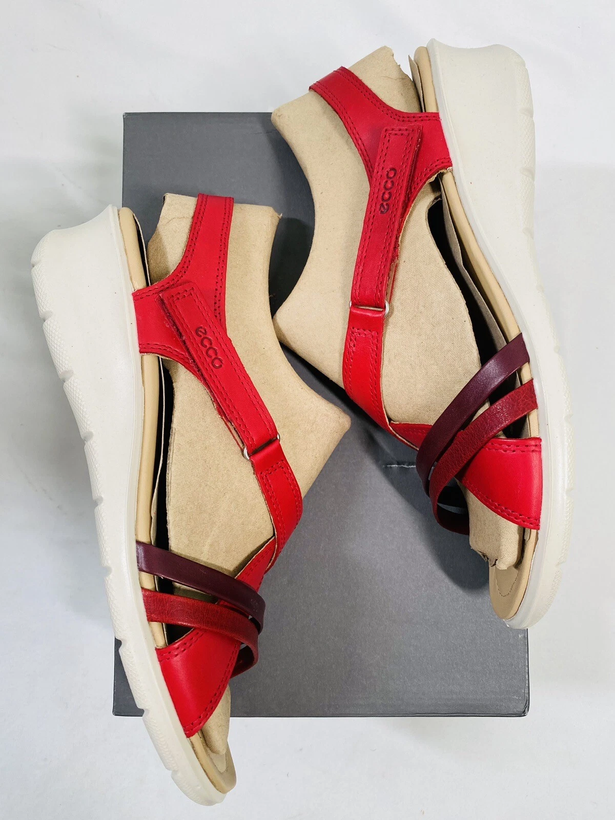 NUOVO ECCO Felicia Sandalo Cuneo Pelle Cile Rosso Donna TAGLIA 10 10 5 EU 41 prezzo al dettaglio $120