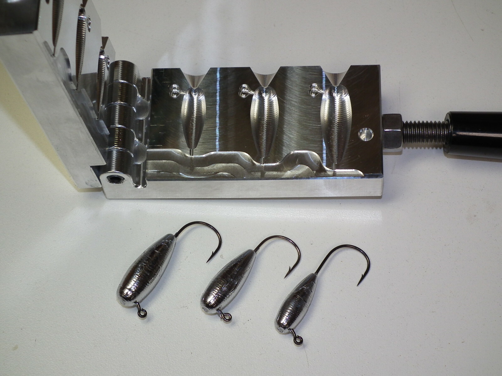 Do-It Molds HHU-4-LA Herring Head Jig, Jig designed by Randy Howell