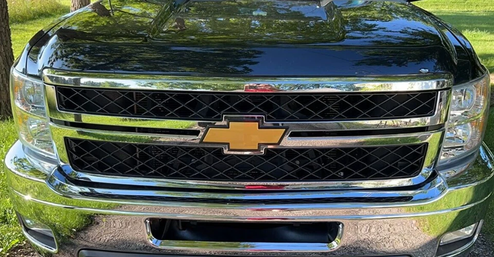 AeroSkin Hood Protector Bug Shield Deflector for 2011-2014 Silverado 2500 3500 - Image 2 of 2