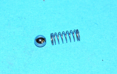 70-8124 Feder Kugel non return valve spring BSA Triumph TR25 40-0381