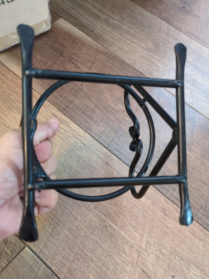 Candelabro mediano de hierro forjado vintage corazón negro tarro 5 pulgadas Foto 3 de 4