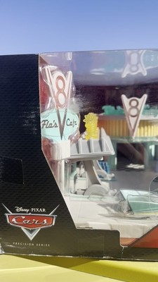 Mattel Disney Cars Precision Series Flo's V8 Cafe Playset (CMJ18