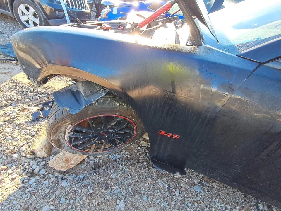 (LOCAL PICKUP ONLY) Fuel Tank Fits 11-14 CHALLENGER 2647037 Foto 2 de 4