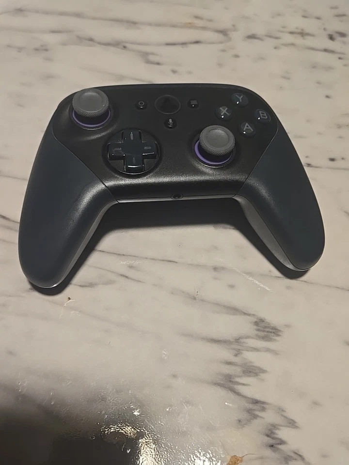 Controlador para juegos Amazon Luna Cloud USADO Foto 3 de 4