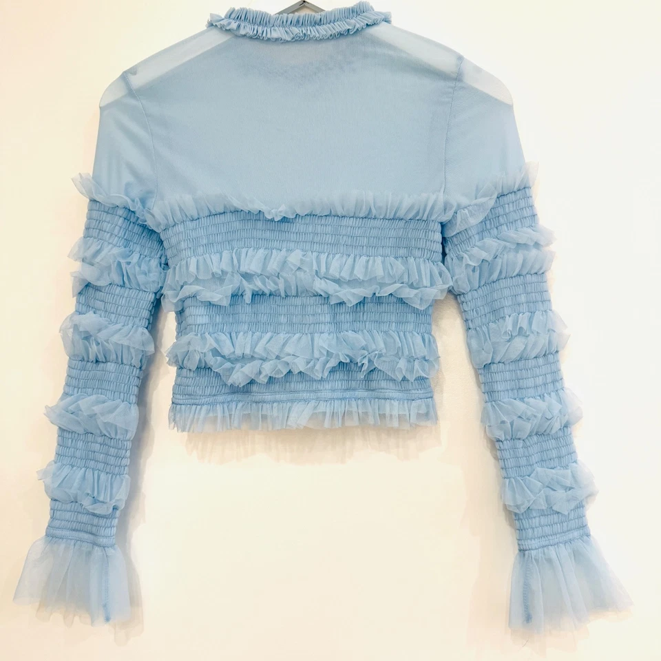 Top boho fluido isabelino azul hielo volantes toule romántico con volantes toule pequeño Foto 2 de 4
