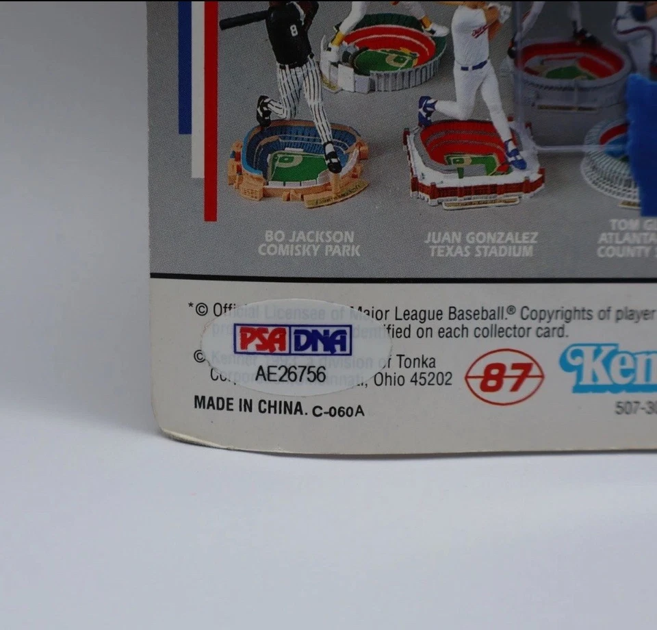 SF GIANTS WILLIE MAYS AUTO SIGNED Starting Lineup w/PSA DNA AUTHENTICATION HOF - Image 3 of 4