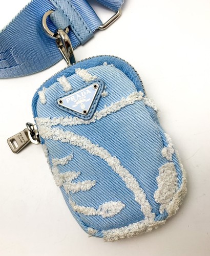 PRADA Re-Edition 2005 Embroidered Denim Shoulder Bag Light Blue White Floral - Picture 4 of 10