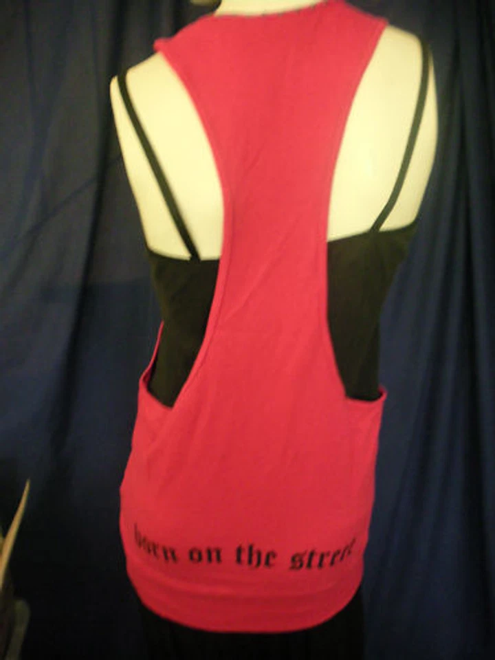 Tanque Smet con tachuelas espalda cruzada por Cristian Audiger PVP $120 NUEVO CON ETIQUETAS Foto 3 de 4