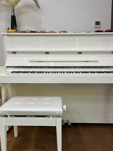 H. Van Bremen PIANO. Klavier mit Hocker. Weiß poliert, neuwertig - Bild 10 von 11