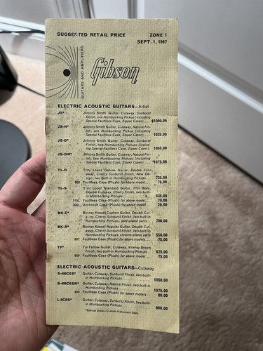 VINTAGE GIBSON GUITARS SEPTEMBER 1967 SUGGESTED RETAIL PRICE LIST