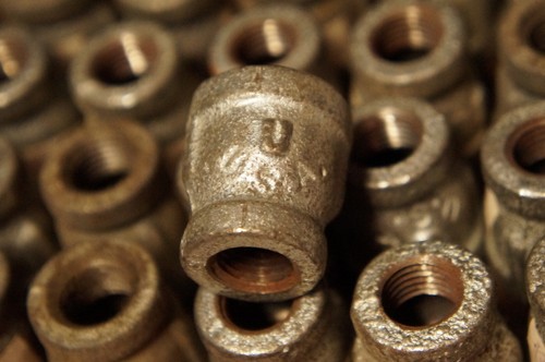 Lot of 4: "U" Galvanized Banded Pipe Reducing Couplings 1/2"- 1/4" USA ($1 ship)