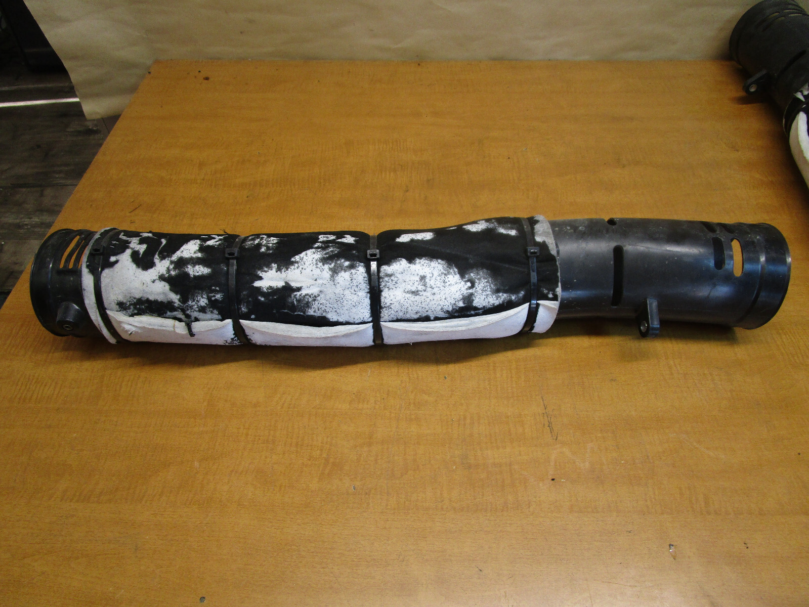 Ferrari 458 Italia - RH Rear Air Intake  Duct - P/N 260618