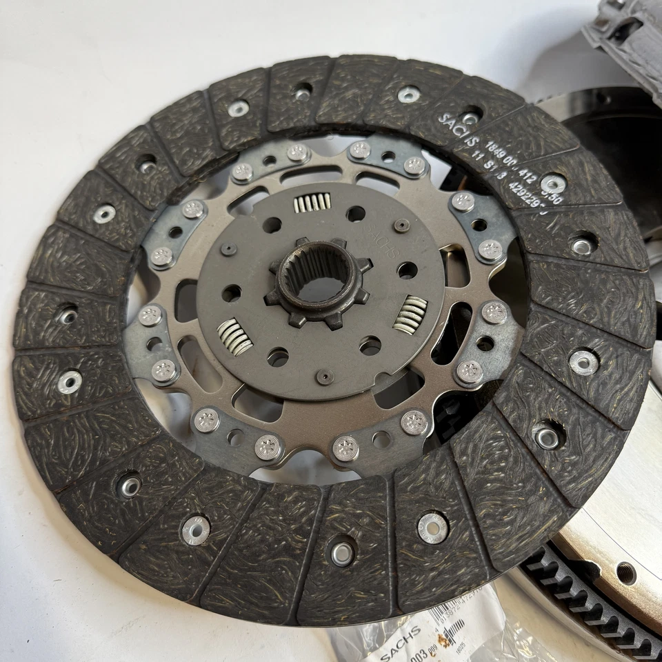 Sachs Dual Mass Flywheel DMF Kit 2289601001 Fits VW Sharan 7M 2.0D TDi 2005-2010 - Image 2 of 4