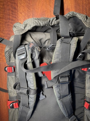 Arc’teryx Backpack Nozone Climbing Distressed Internal Frame Hiking Large Black - Picture 7 of 11
