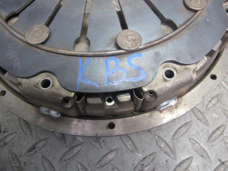 BMW E63 E64 M6 SMG 2006-2010 TRANSMISIÓN MANUAL VOLANTE JUEGO KIT EMBRAGUE Foto 2 de 4