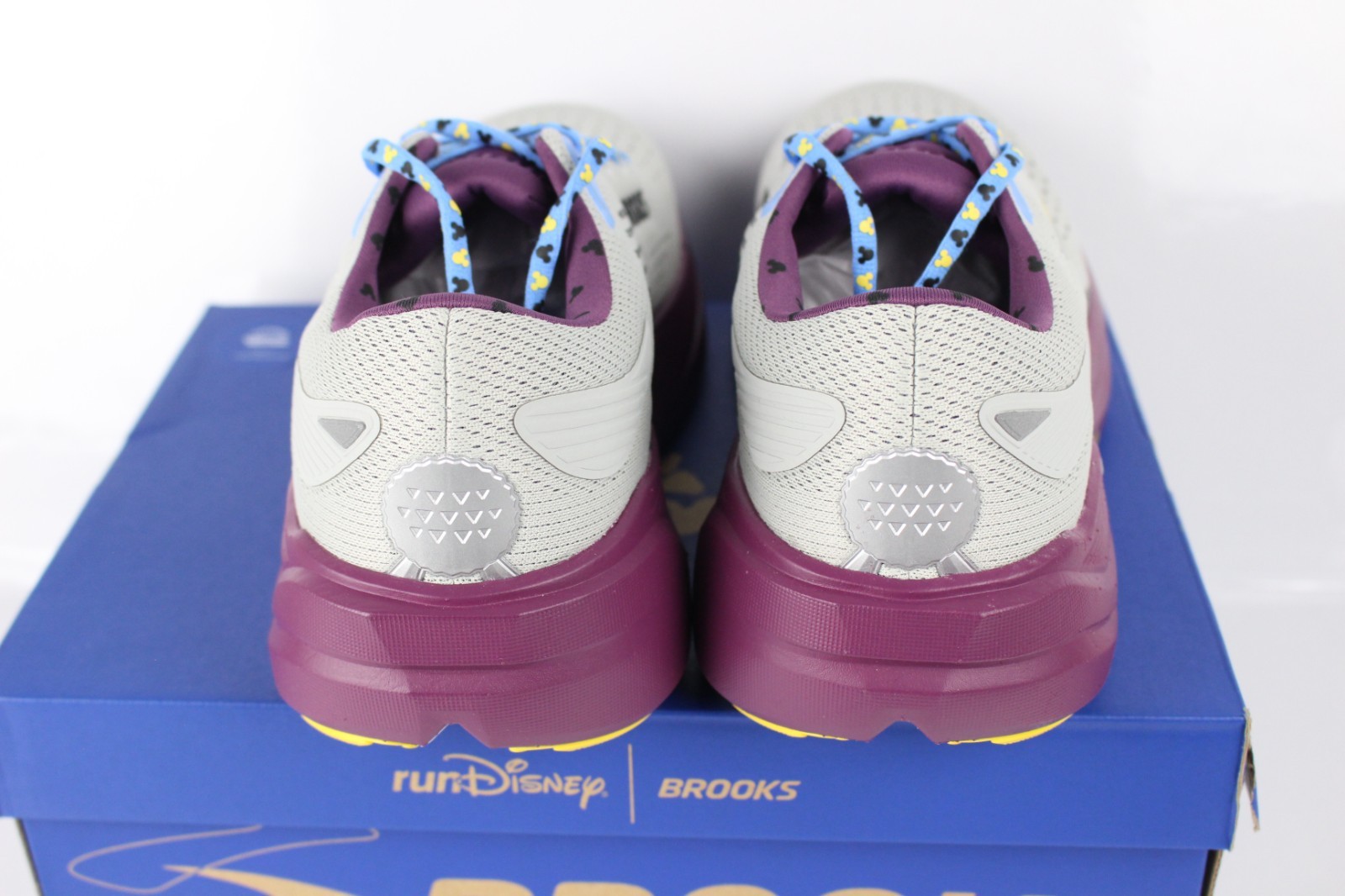 Brooks X Run Disney Ghost Max 3 Wine & Dine 2025 Size 11.5 Grey 120518 1B 098 image 9
