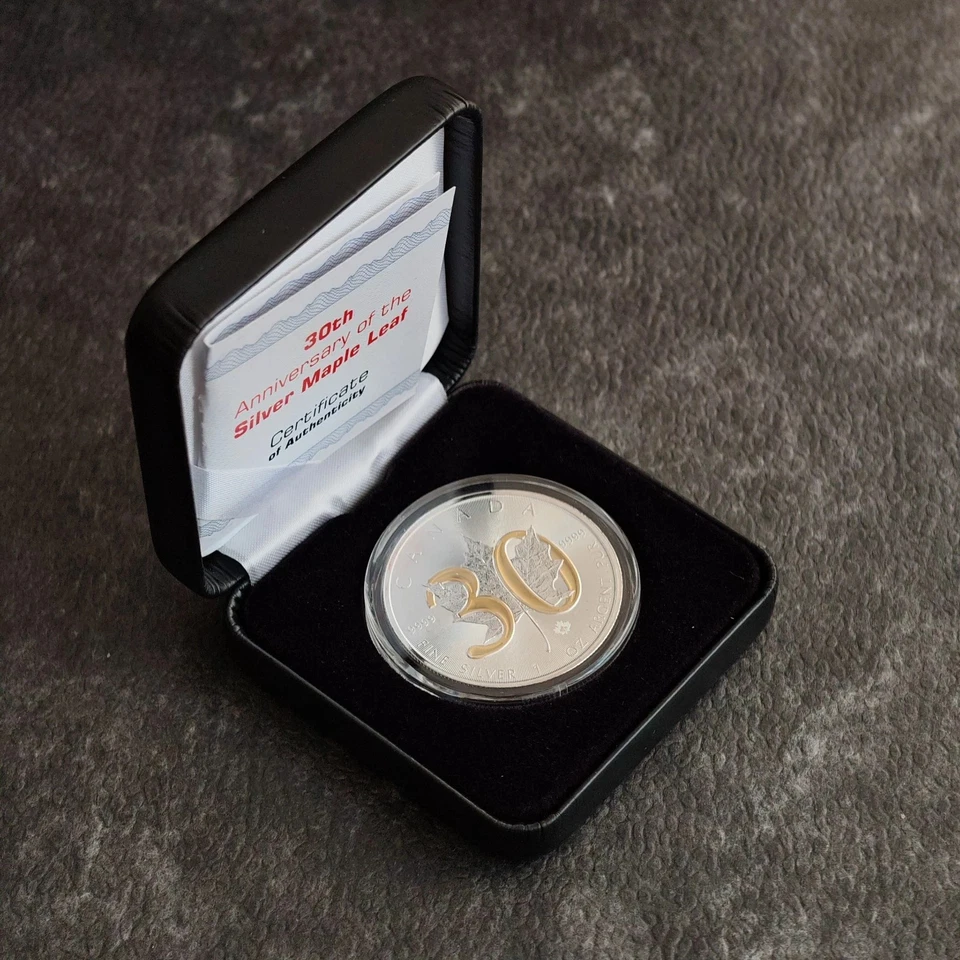 2018 Maple Leaf 30th Anniversary Canada 1OZ Silver 24ktGold gilded ONLY300 cert - Image 4 of 4