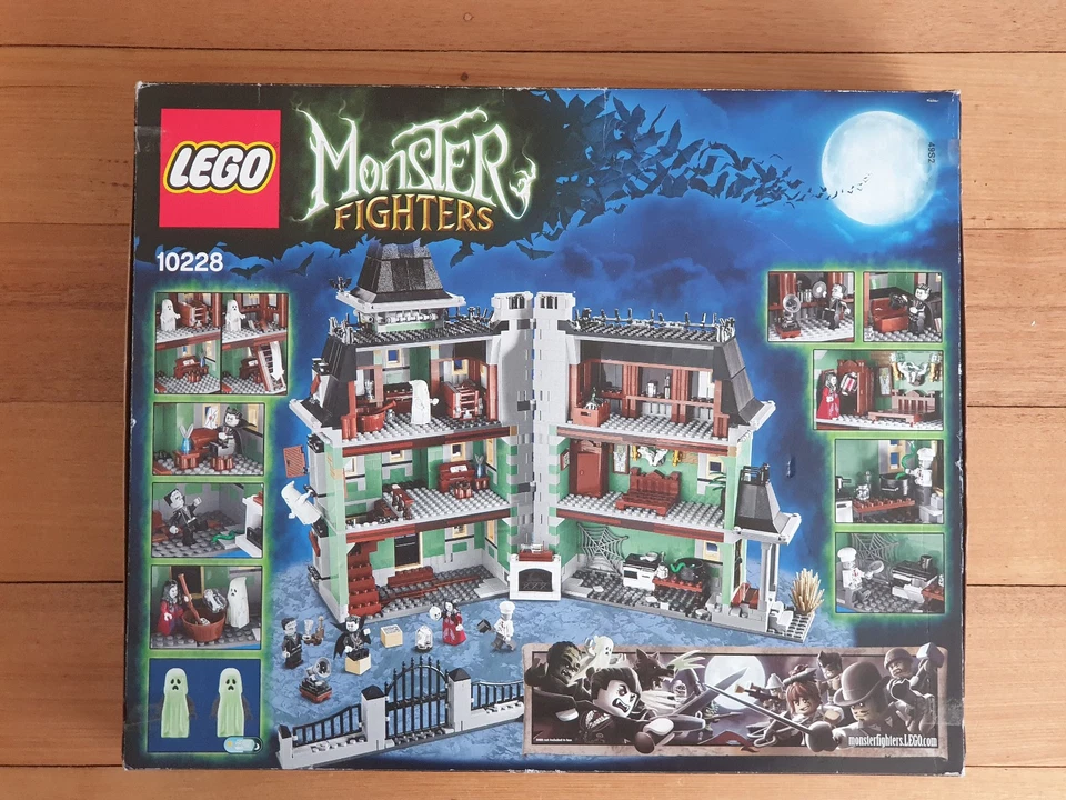 LEGO Monster Fighters: Haunted House 10228 - 100% Complete in Box - image 3 of 4