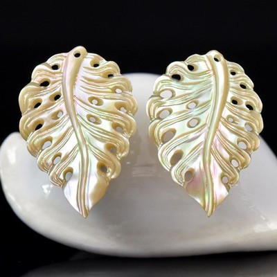 Agustus-Collection Monstera Blatt Jade Turbo Shell Anhänger Ohrringe Paar 4,66 g