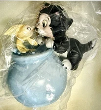 WDCC Pinocchio Figaro & Cleo Purrfect Kiss Ornament Box & COA VHTF